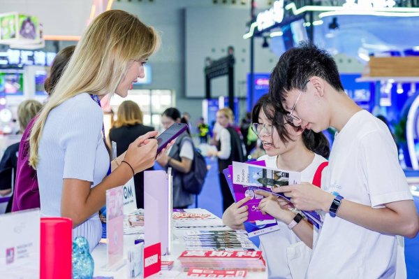 优配股 莫斯科中国游客增长迅速，国庆假期热度继续飙升